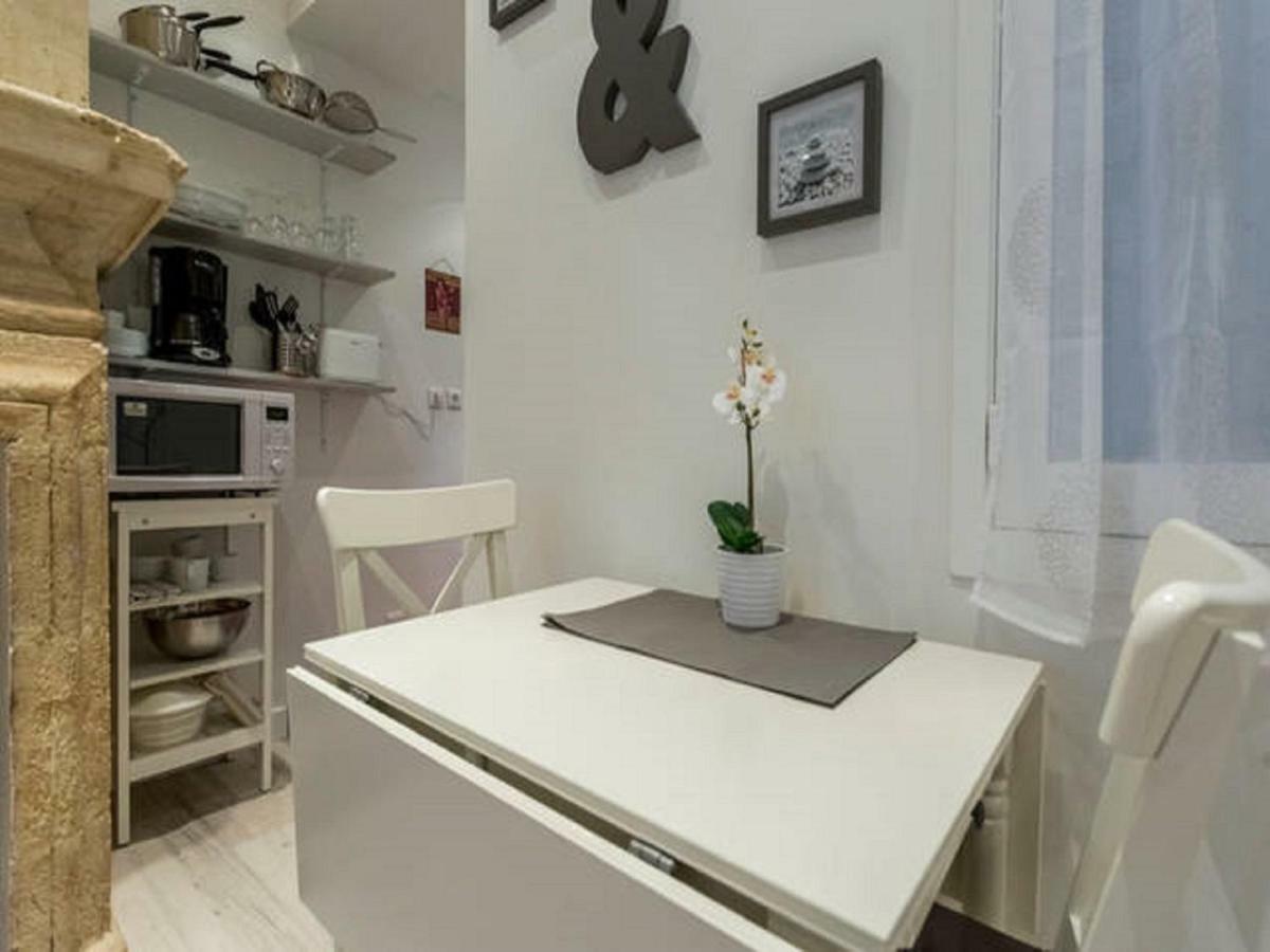 Appart Cozy / Quartier St Pierre Бордо Экстерьер фото